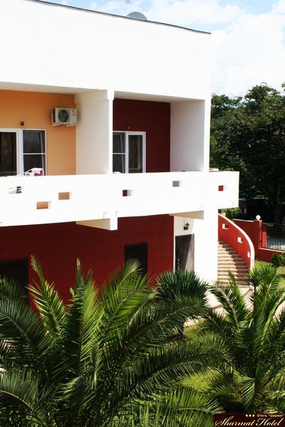 Hotel Sharmat Pizunda Exterior photo